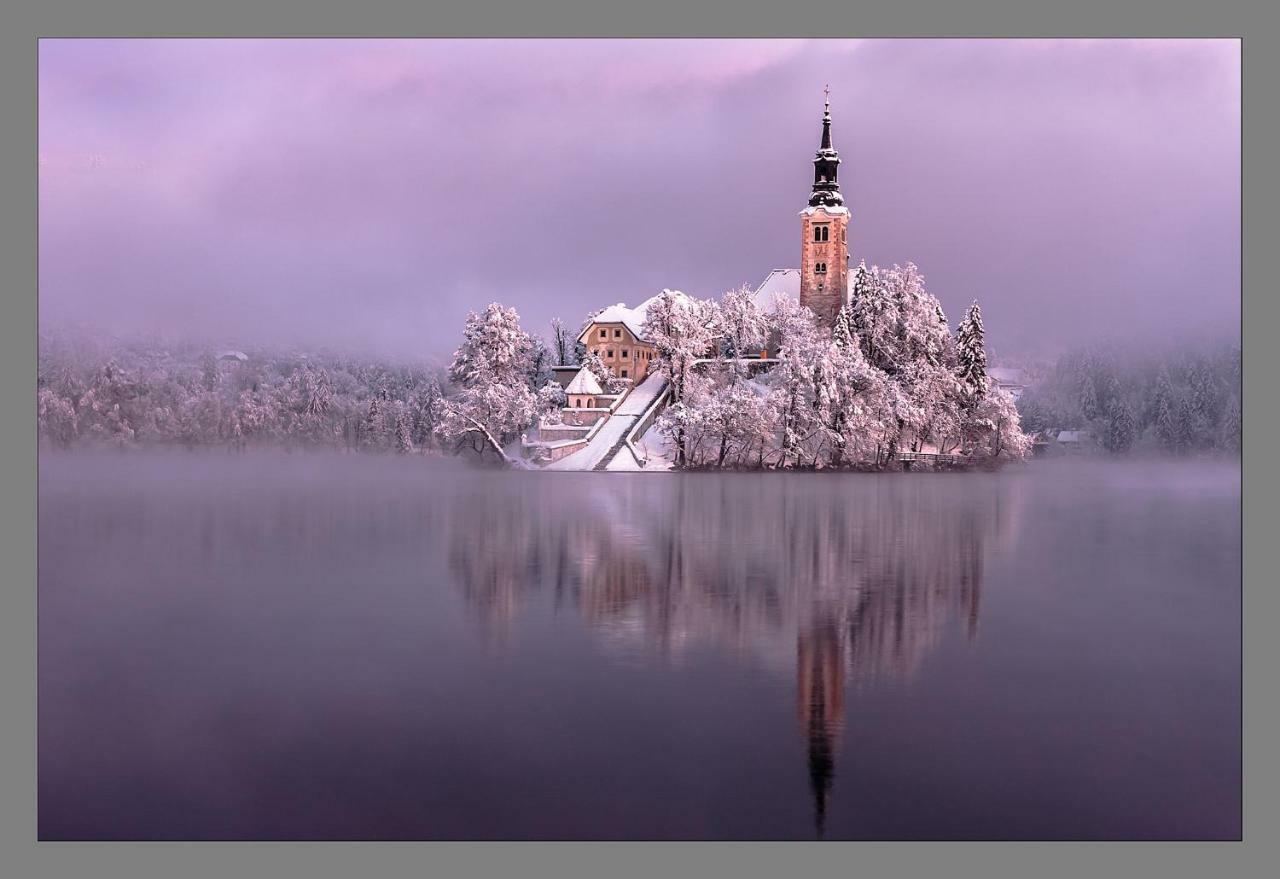 Pletna A Double Lake-view * Bled